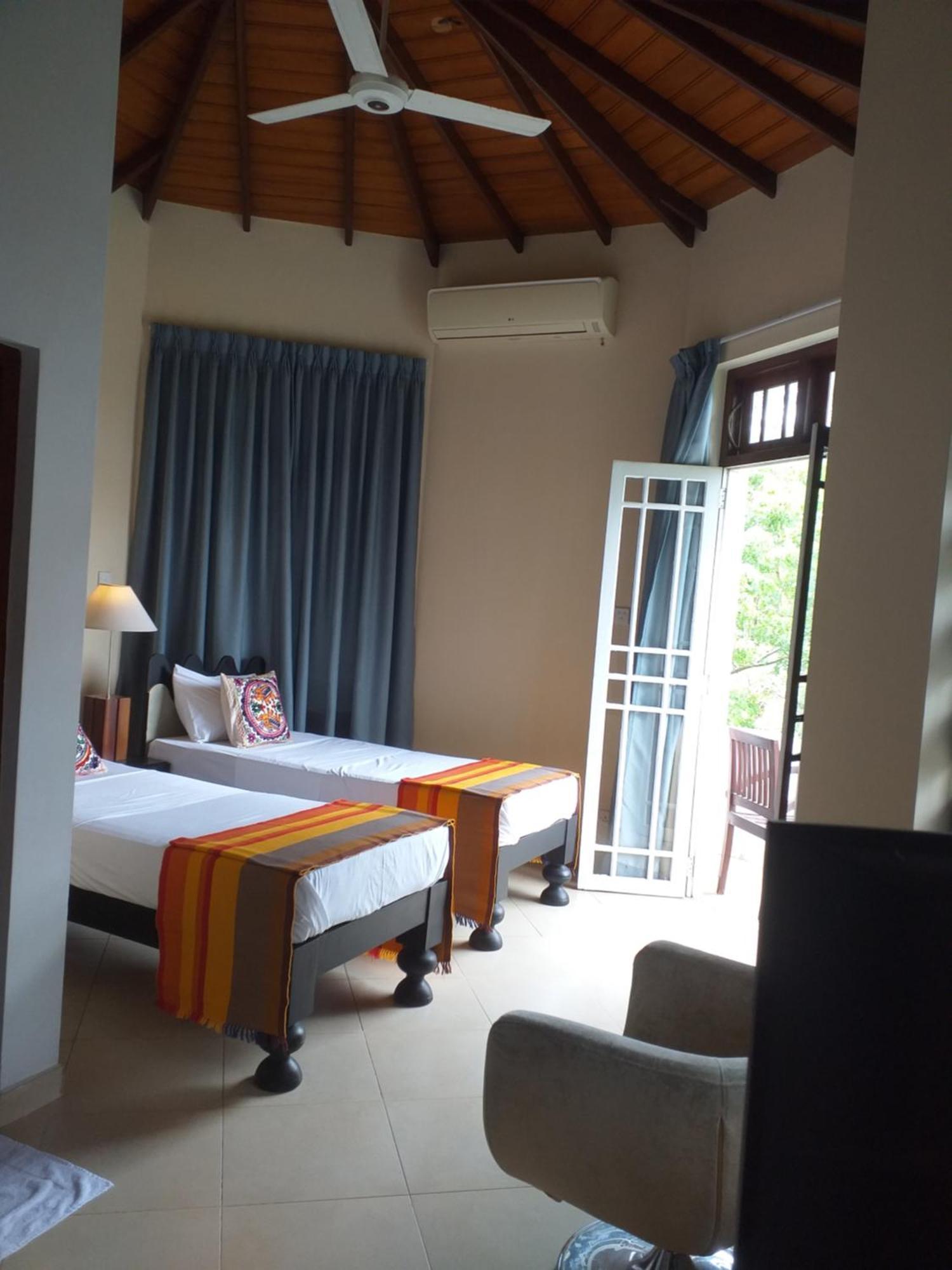 Crown Hills Kandy Inn المظهر الخارجي الصورة